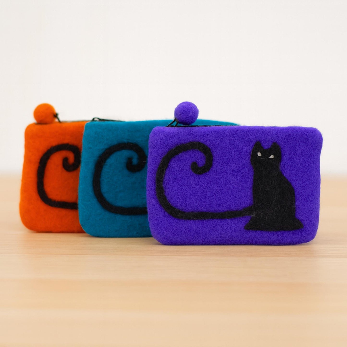 Felt coin purse cat design