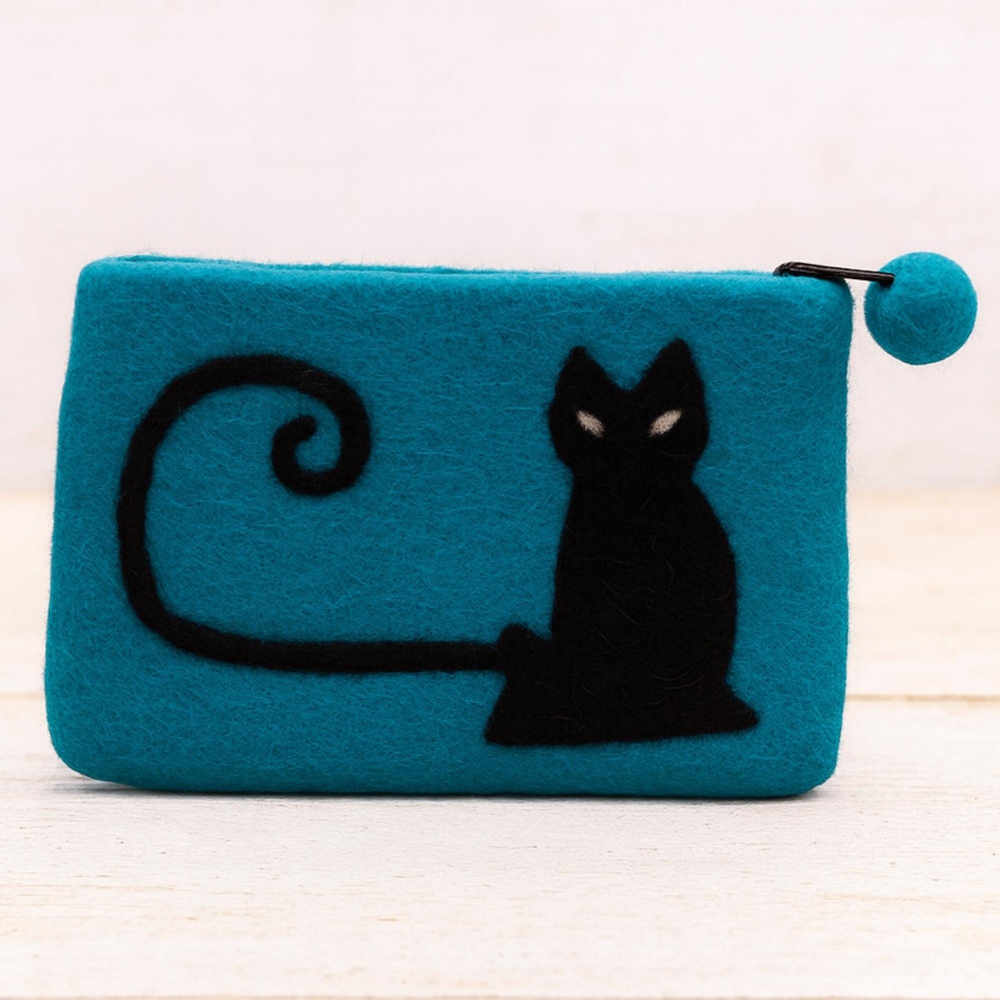 Felt coin purse cat design
