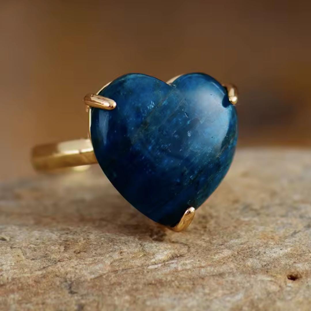 Labradorite Heart Ring